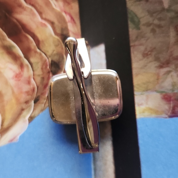 vintage tie bar with a trojan horse - Picture 4 of 8